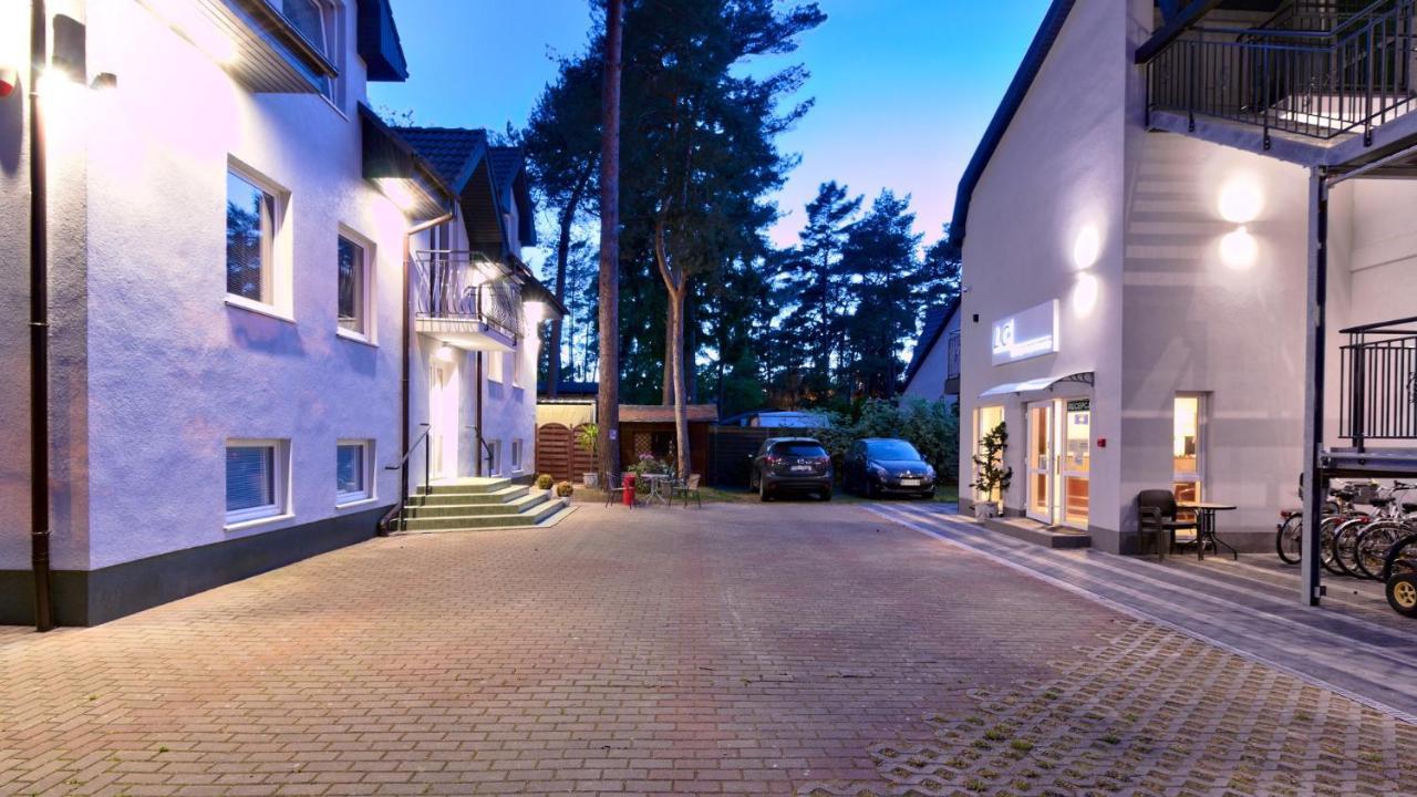 Lc Pokoje & Apartamenty Pobierowo Exterior photo