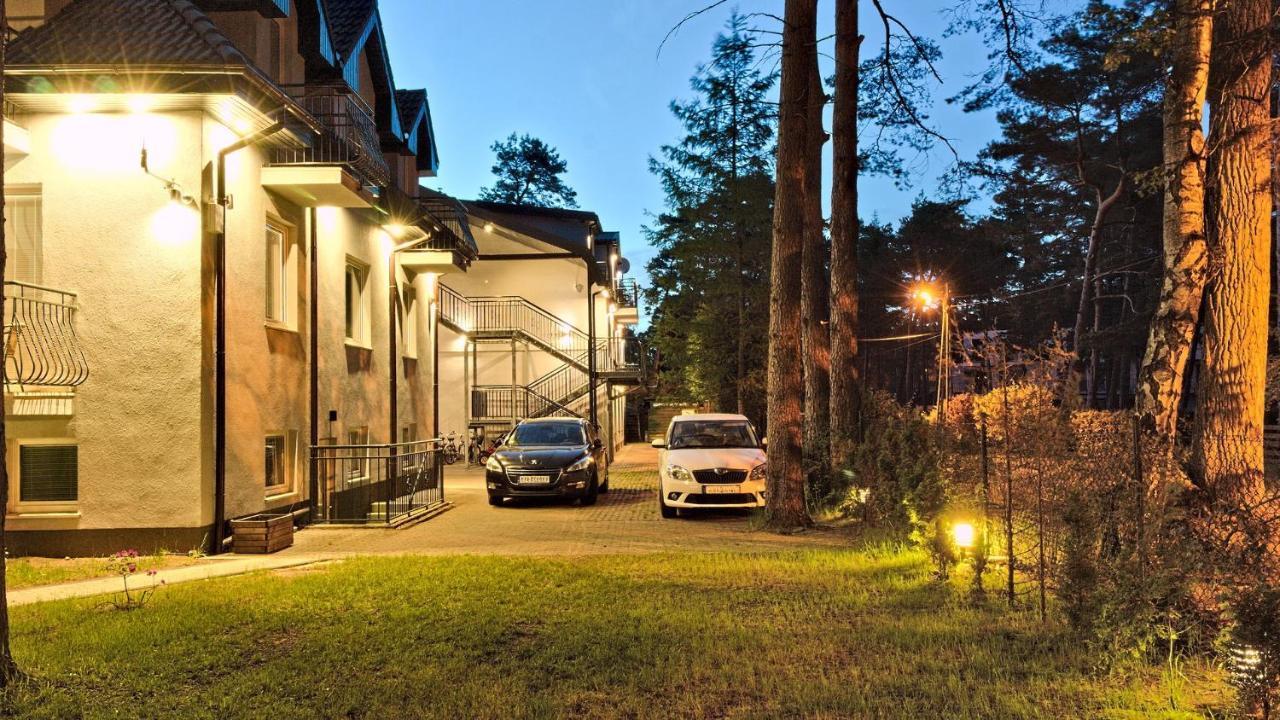 Lc Pokoje & Apartamenty Pobierowo Exterior photo