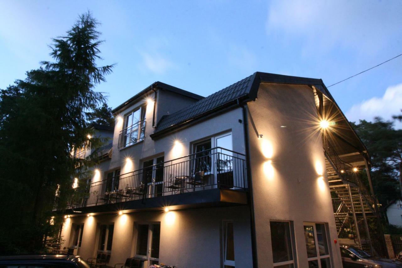 Lc Pokoje & Apartamenty Pobierowo Exterior photo