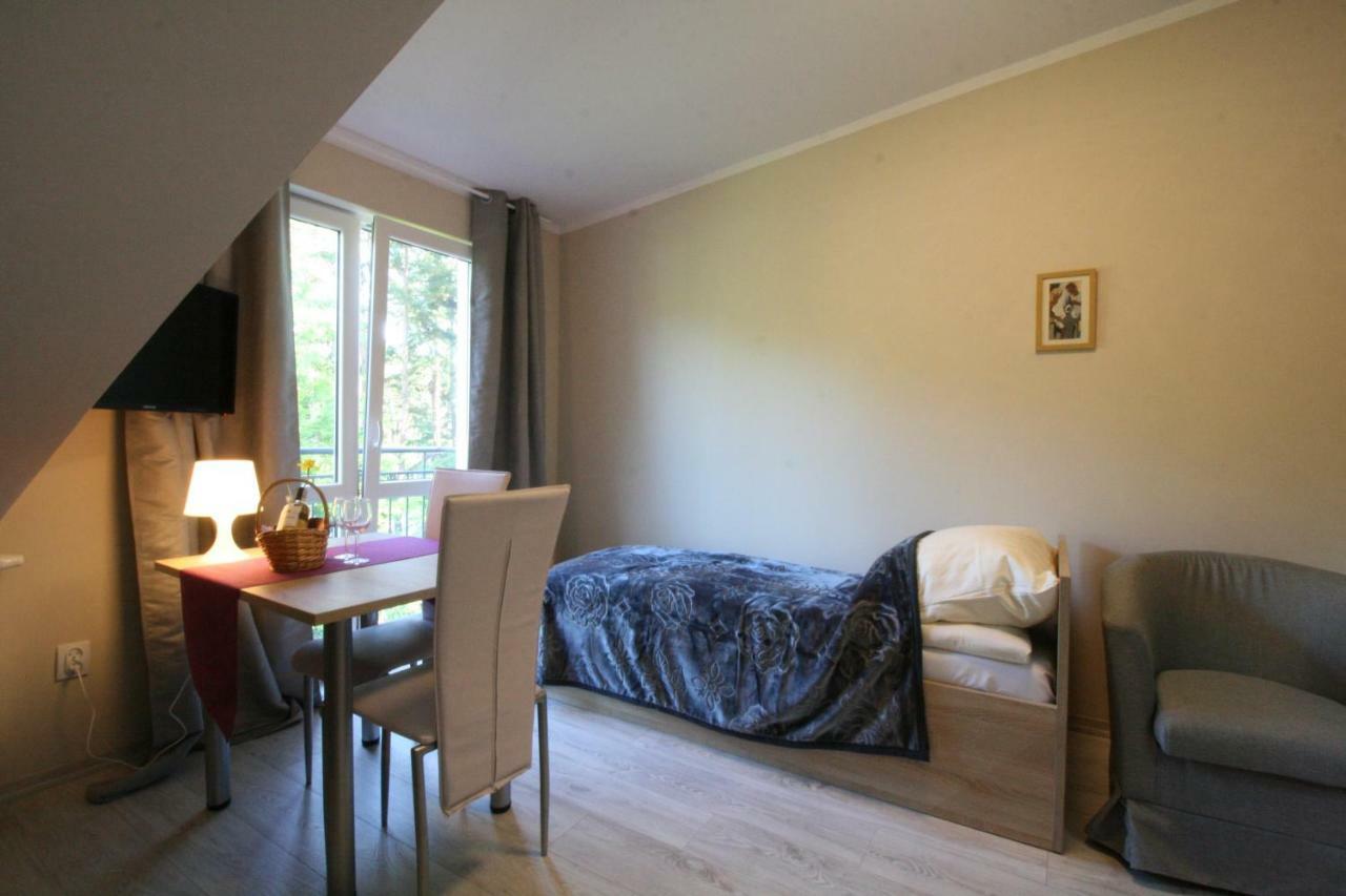 Lc Pokoje & Apartamenty Pobierowo Exterior photo