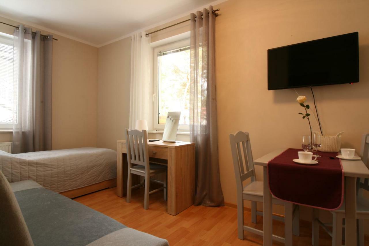 Lc Pokoje & Apartamenty Pobierowo Exterior photo